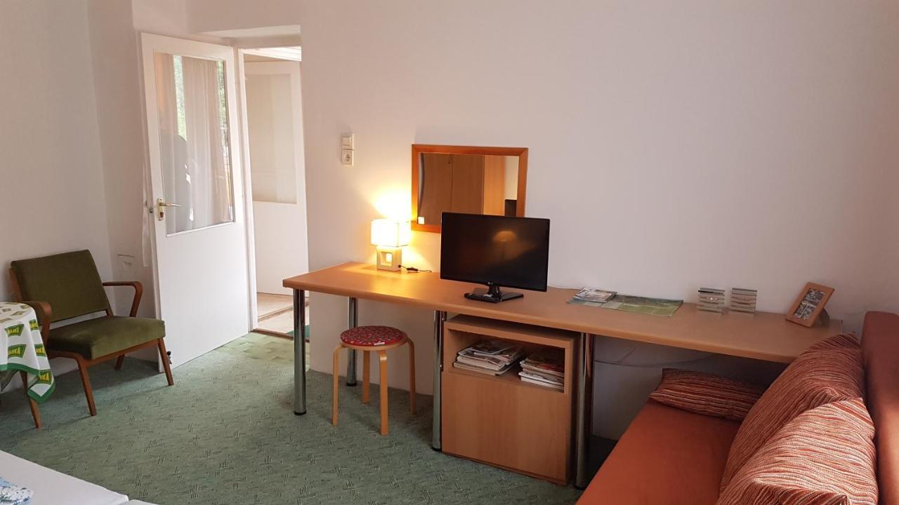 Appartamento Zeller Apartman Visegrád Esterno foto